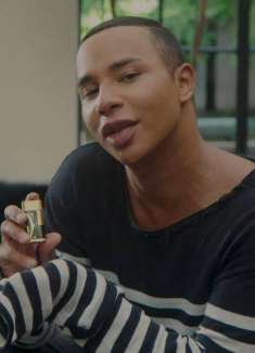 顶级服装设计师的会客厅，黑与金的奢侈搭配