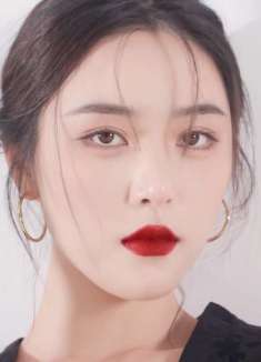 美妆教程:圆圆眼的奶凶少女妆