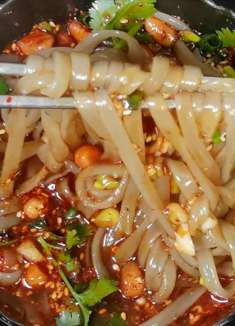 酸辣粉这样做开胃又解馋，酸辣过瘾，做法简单，2分钟就能学会