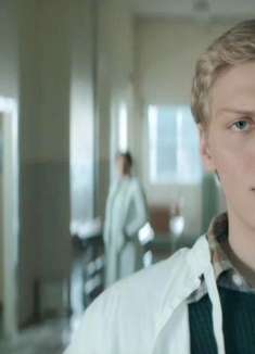 从瘾君子逆袭到世界铁人三项冠军，这电影看的我热血沸腾！