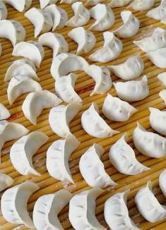 白菜素馅饺子这样调馅，不放肉不放鸡蛋，出锅实在太香了，真解馋