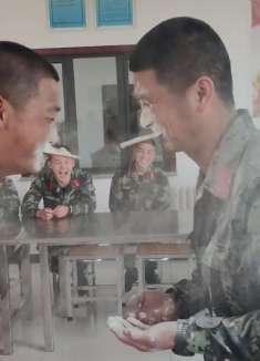 兵哥哥：面对疾风吧！哈哈哈哈！