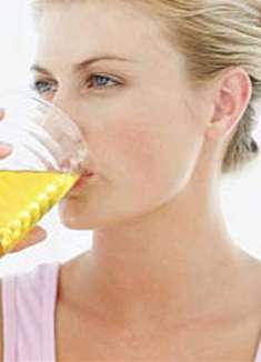 经常喝蜂蜜水的朋友留意，我也是侥幸知道的，看完转达家人，重要