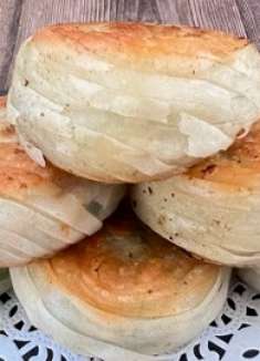 馅饼还是这么做最好吃，皮薄馅大，外酥里软，做12个没够吃