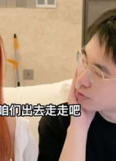 美女网红的幽默日常：生活小事，笑料百出