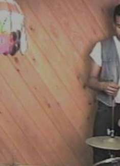 80 年代新浪潮：Twin Shadow 新单「Slow」MV