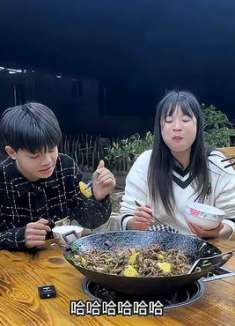 好久没弄醉鹅吃了，狗振还要嫌弃，最后吃得最多也是狗振！