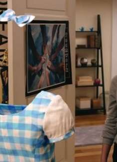 女孩喝下透明飞蛾，醒来后竟变成了透明人，电影《隐形姐妹》