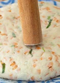 面粉别做馒头了，加上1根胡萝卜，柔软又多层，比面包营养又好吃