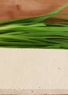 一把韭菜一块豆腐，教你馋嘴新吃法，开胃下饭有营养，孩子超爱吃