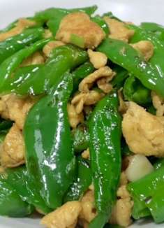 酒店大厨分享青椒炒鸡蛋正确做法，鲜香入味