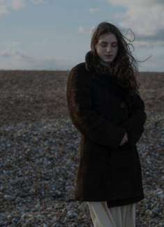 鸟妹 Bridy 新歌「Surrender」官方MV发布