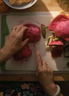 「 mom cut fruit」：妈妈的爱藏在切好的水果里