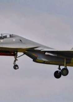 美以都险些翻脸，采购大批先进武器，印度为何能左右逢源？