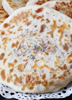 这个饼真是好吃，皮薄馅多，不揉面不擀面，柔软好消化，太香了