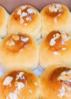 小餐包中加入他，蓬松柔软像棉花一样，口感独特，特别好吃