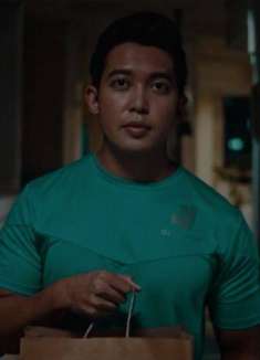 骑上我的小电驴，谁敢说外卖员不伟大？