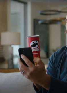 品客薯片无厘头广告，星爵变身代言人