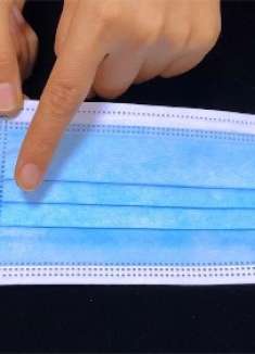 口罩褶皱有个小机关，用针扎一扎，真厉害！解决许多家庭的困扰