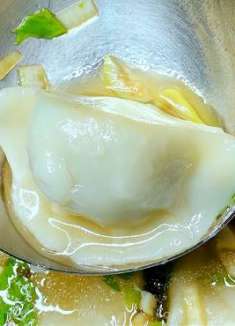 饺子再配上一碗汤，绝了