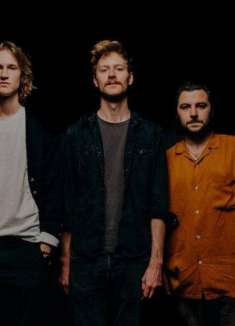 夜间之旅 MV：午夜月光下的嚎叫