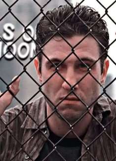 电影名场面：「死亡很容易，生存很难」