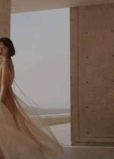 迪奥时尚大片「永恒」，像花朵般绽放