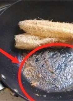 刚炒完菜的铁锅，千万不要立马用冷水冲洗，不是玩笑，别害了自己