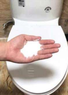 卫生间里撒一把食盐，想不到发挥了厉害作用，懂的人不多，快试试