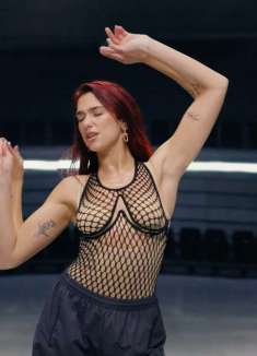 性感偷心贼，啪姐携新单热辣回归