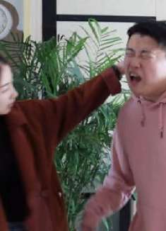 小伙想打麻将并且保证赢钱，不料被老婆反套路，看后再也不敢提了