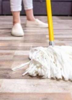 地板脏了别用清水拖，教你简单诀窍，拖地干净不沾灰，家家用得到