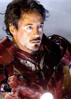 帅气踩点转场剪辑：十年漫威，始于钢铁侠