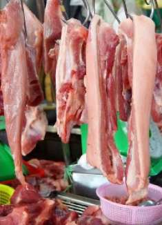 同样是猪肉，超市的没腥味，而菜市场就有，其中原因越早知道越好