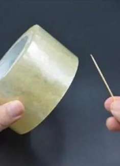 没想到胶带上放一根牙签,竟有3大厉害用途,涨知识了