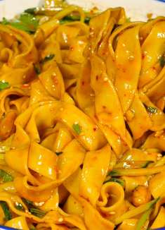 面条最好吃的做法，天天吃都不腻，做一大盆不够吃，实在太香了