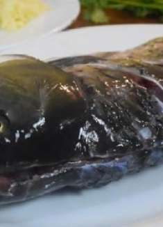 实拍农村阿姨烧鲤鱼，做法这么简单，气味却又香又馋人