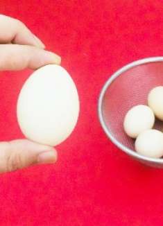 关于打开鸡蛋的3种姿势，非常实用的生活窍门，知道的人不多