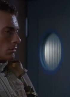 再造战士：两人入住成功，毫不知情危险已经来临