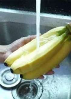 香蕉用水冲一冲，作用真厉害，花钱也难买到，可惜今天才知道！