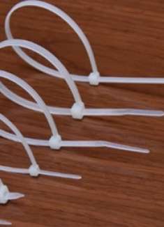 原来解扎带这么简单，不用找剪刀，拉一下就打开，很少人知道