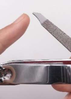 活了30年才知道，指甲剪上有个开关，蚊子见了都怕，太实用了