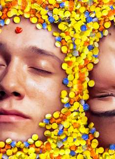 18岁高中生只因被女友嫌弃穷，便一气之下创建了一个毒品帝国