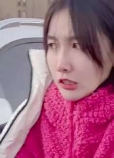 美女为了讹钱，真是无所不用其极，太可气了