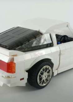 乐高科技系列：卡达马自达 RX-7 FC 3S 