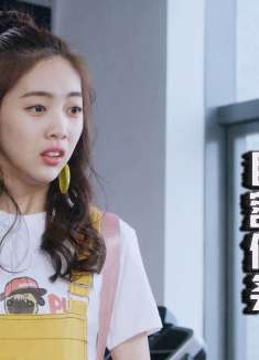 契约少女管家：美女损坏留声机，价格不菲，她赔得起吗