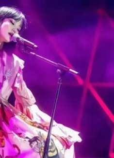 黄龄又火了！妩媚演唱《大风吹》不输刘惜君，这嗓音该打马赛克