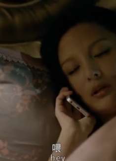 最佳嫌疑人：以泰担心家里出事，打电话给老婆询问，还好都无事