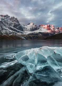 看最偏远的风景，感受冰岛的末日震撼