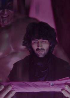 印度又「开挂」了，这次就用了一把雨伞